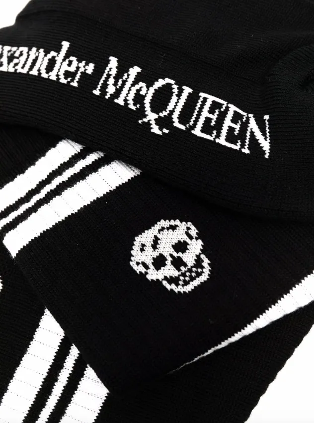 Alexander McQueen logo embroidered socks
