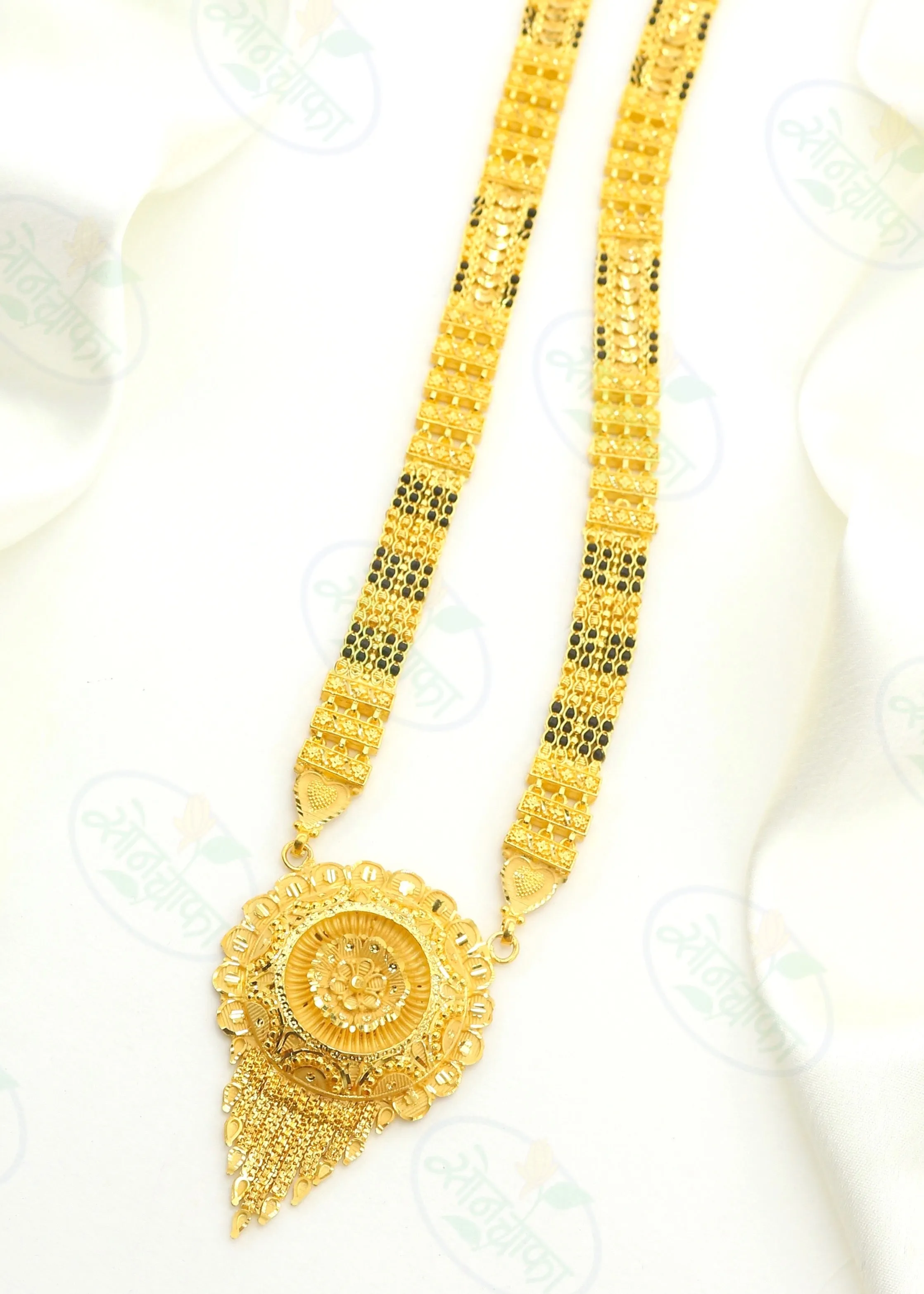 APPEALING FLORAL DESIGNER MANGALSUTRA