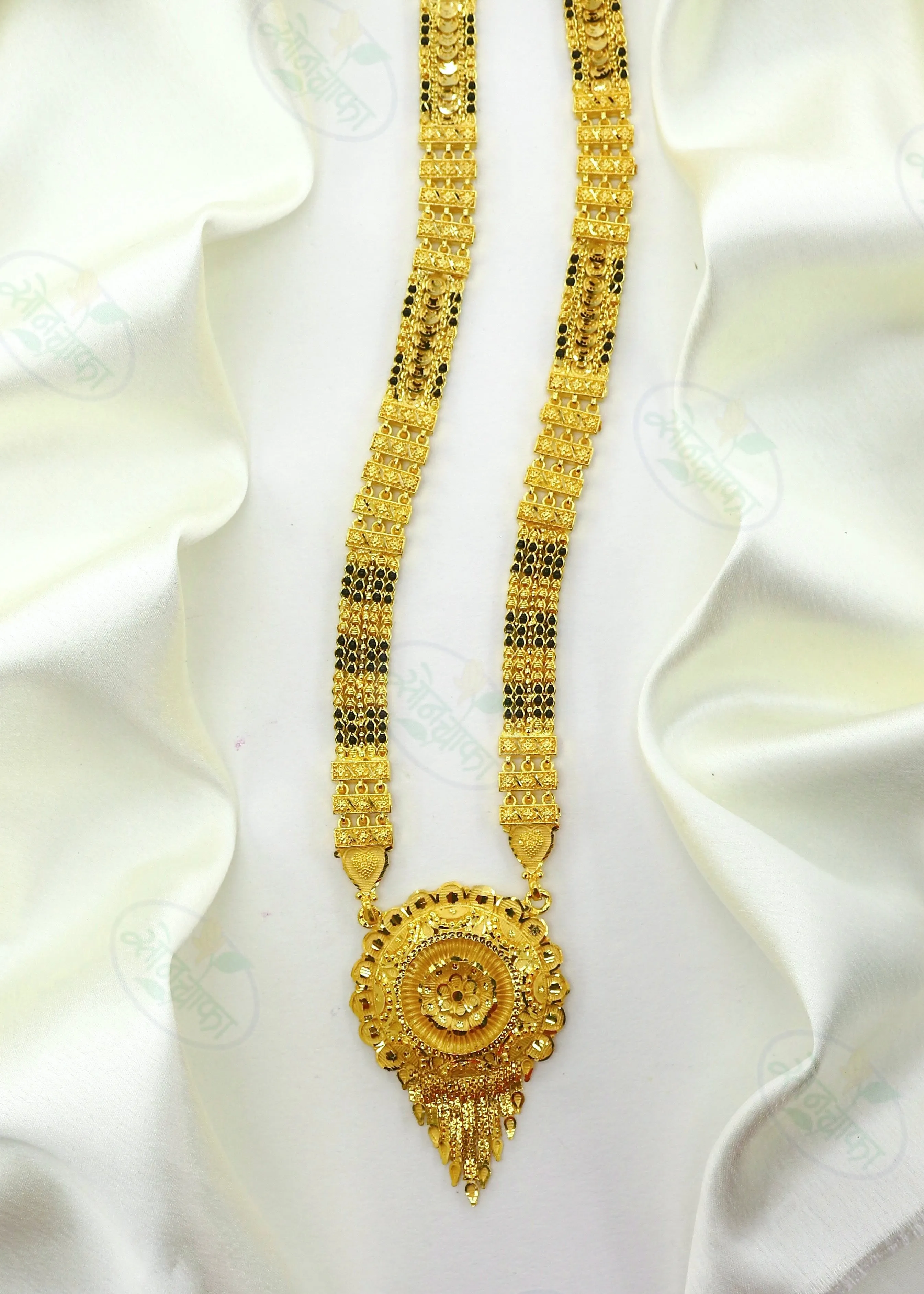 APPEALING FLORAL DESIGNER MANGALSUTRA