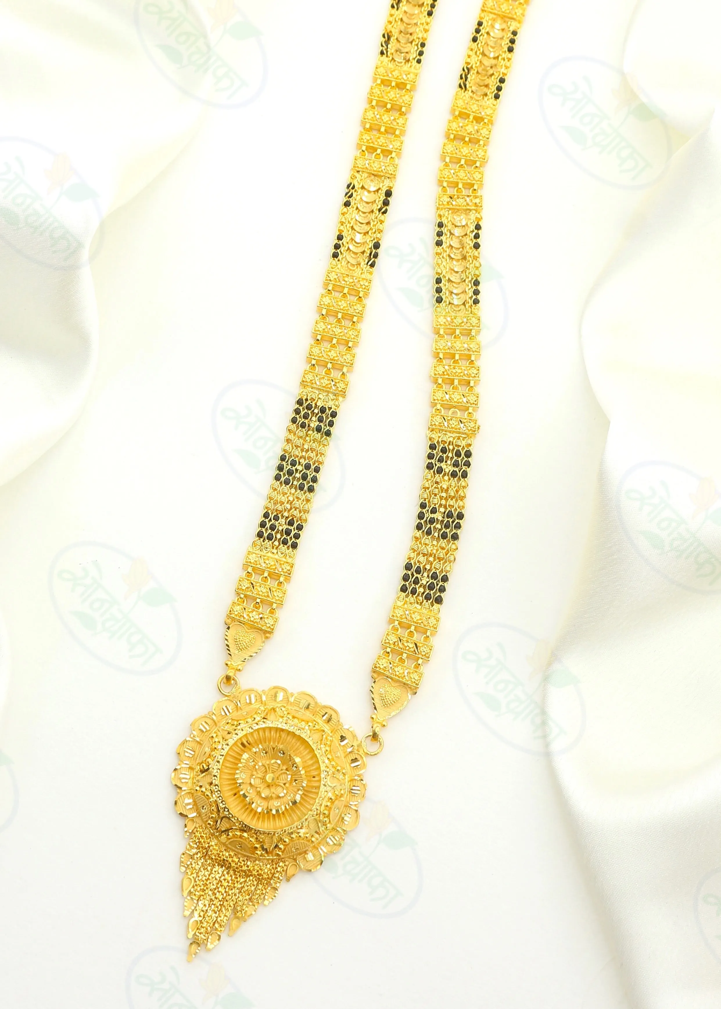 APPEALING FLORAL DESIGNER MANGALSUTRA