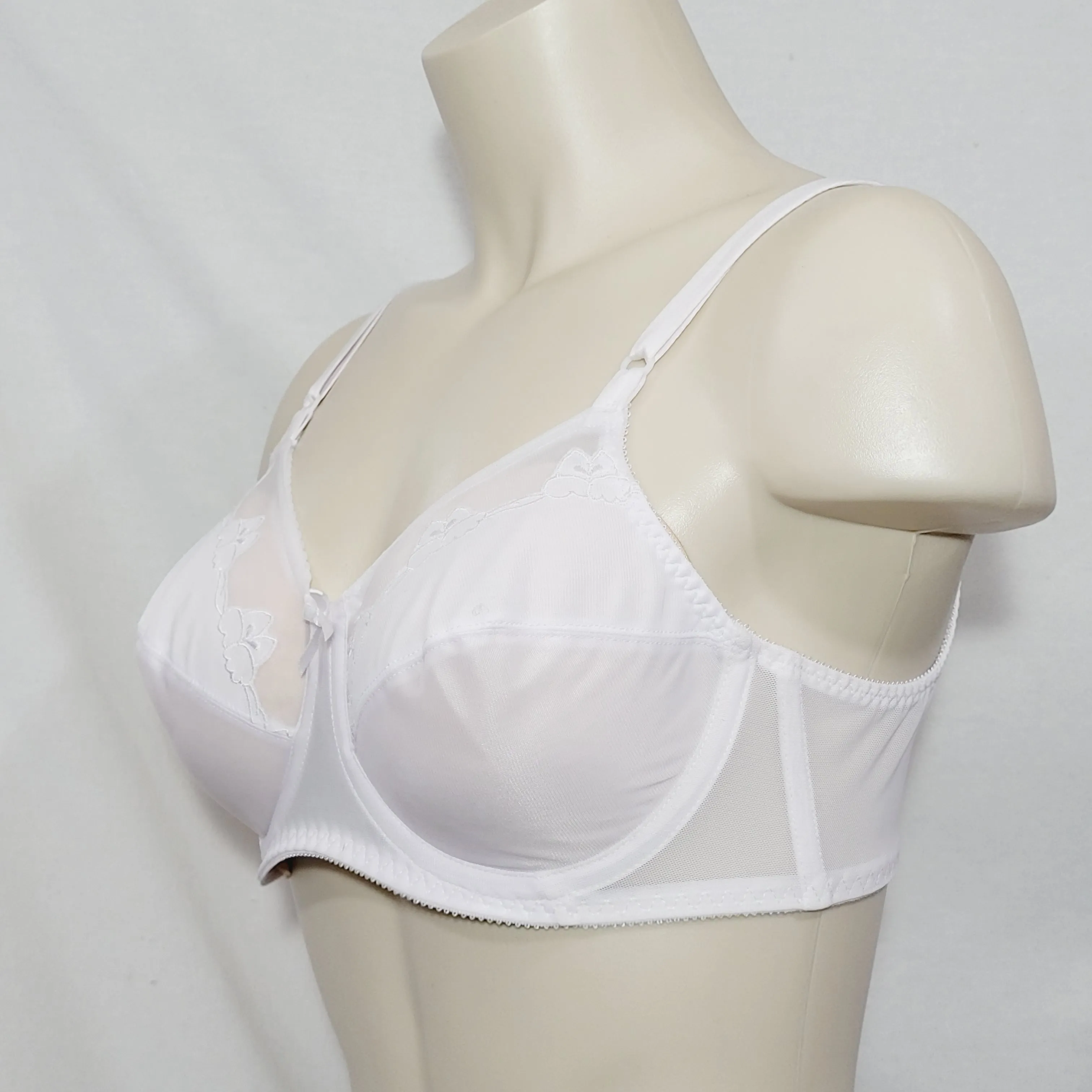 Bali 180 0180 Flower Underwire Bra 36C White NEW WITH TAGS