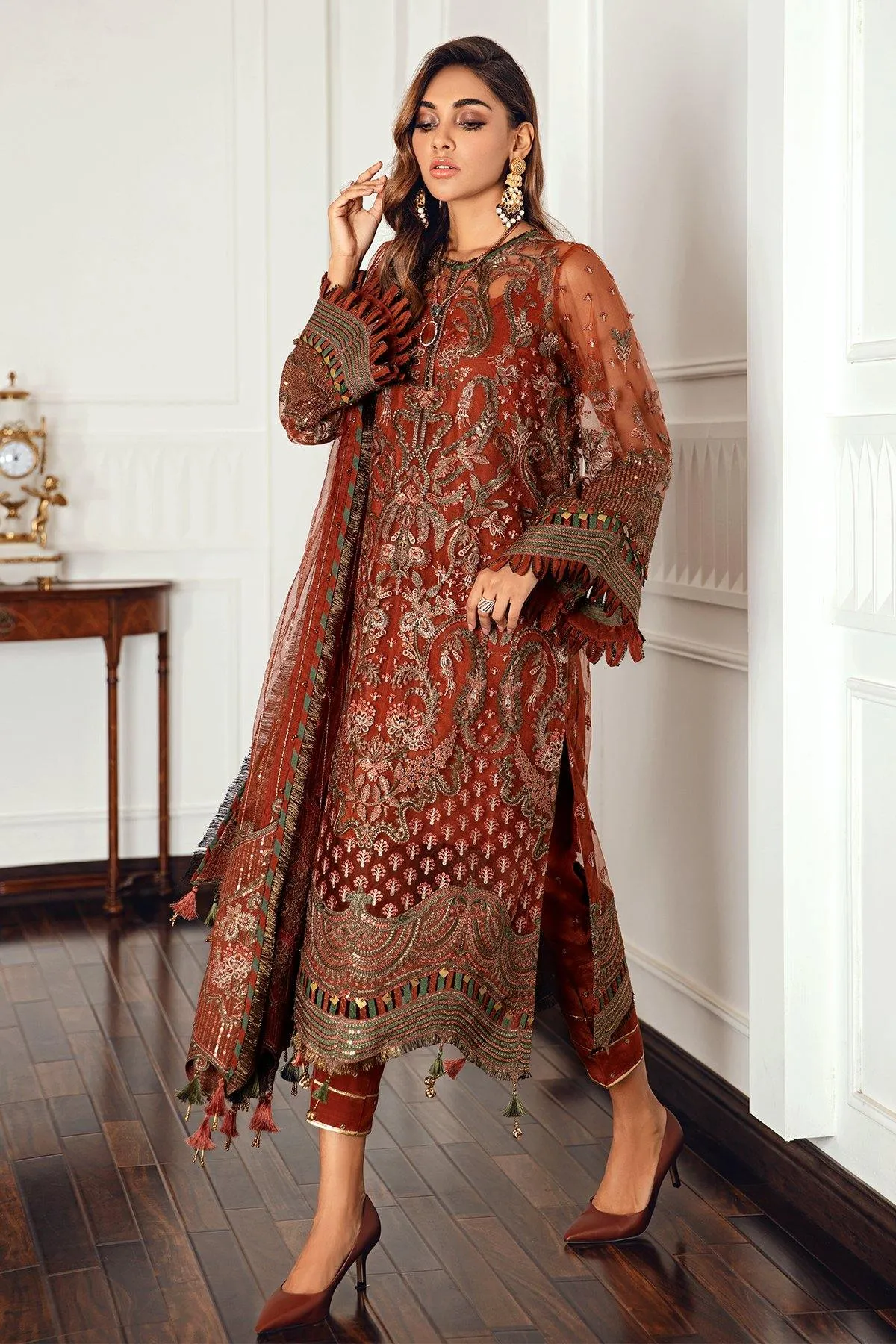 EMBROIDERED NET UN-4018