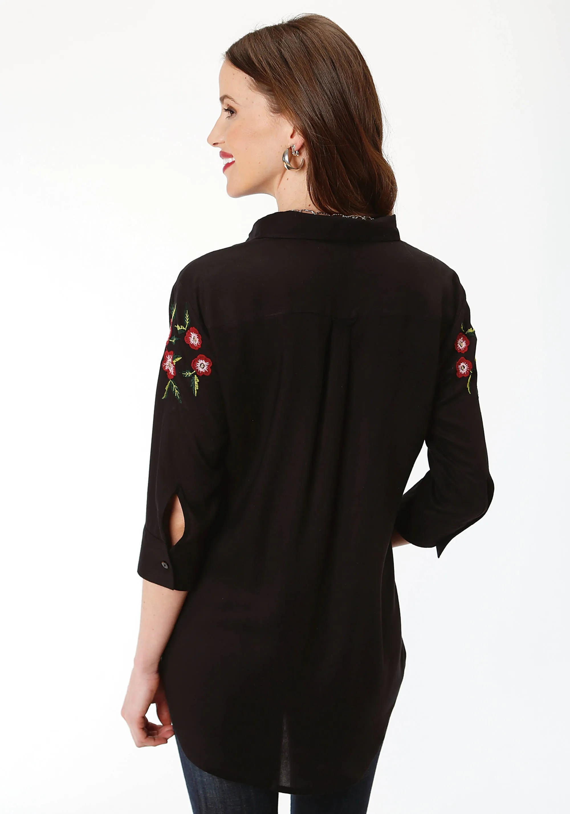 EMBROIDERY/APPLIQUE/NOVELTY FABRIC