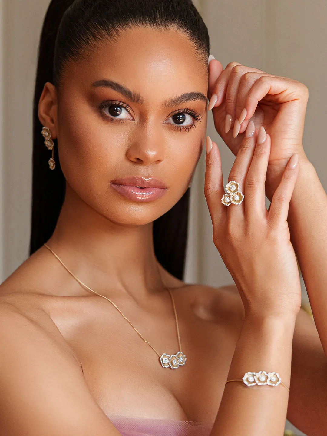 Halo Flower Yellow Pendant Necklace