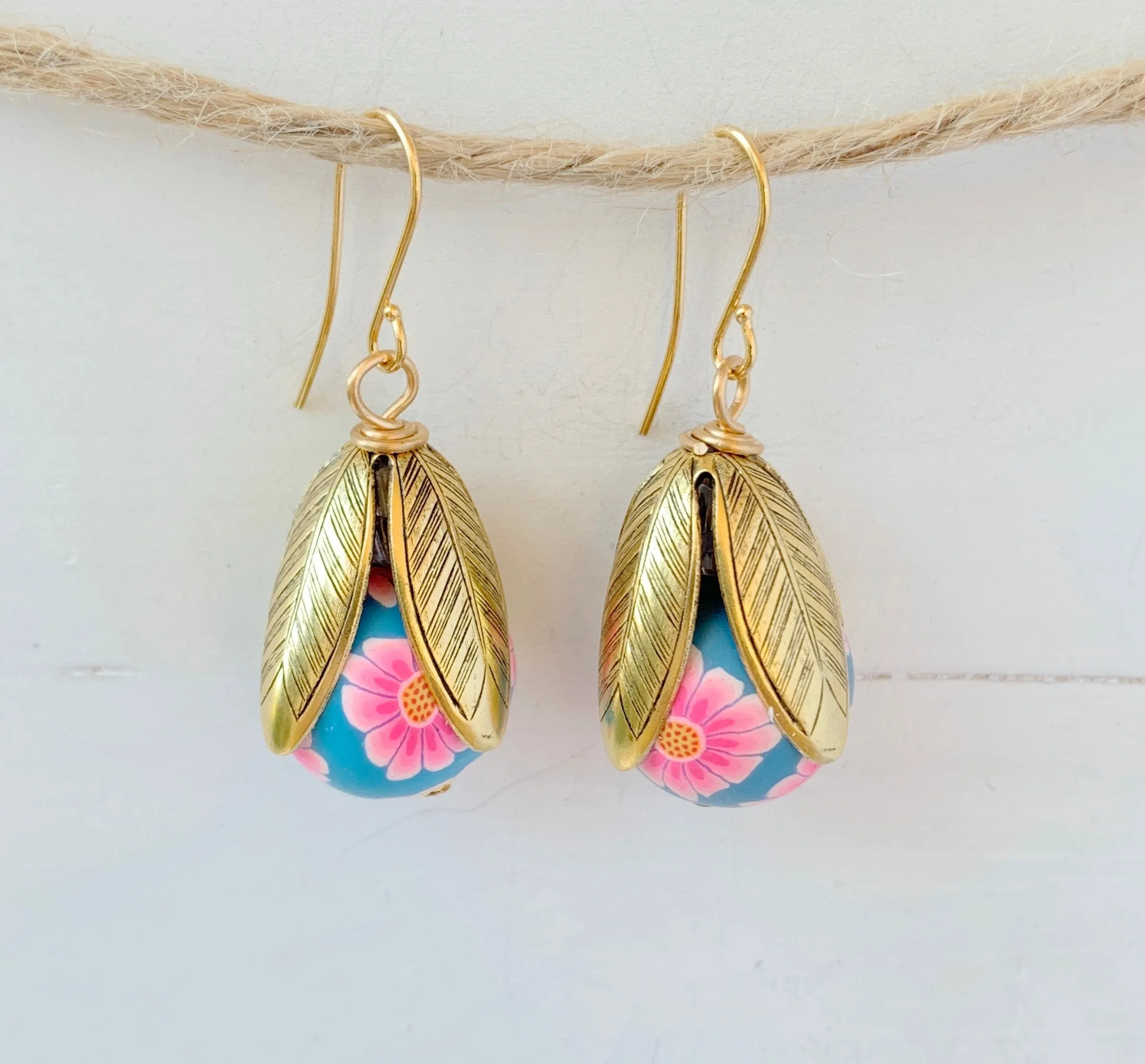 Polymer Clay Flower Bead Cap Earring in Pink & Red