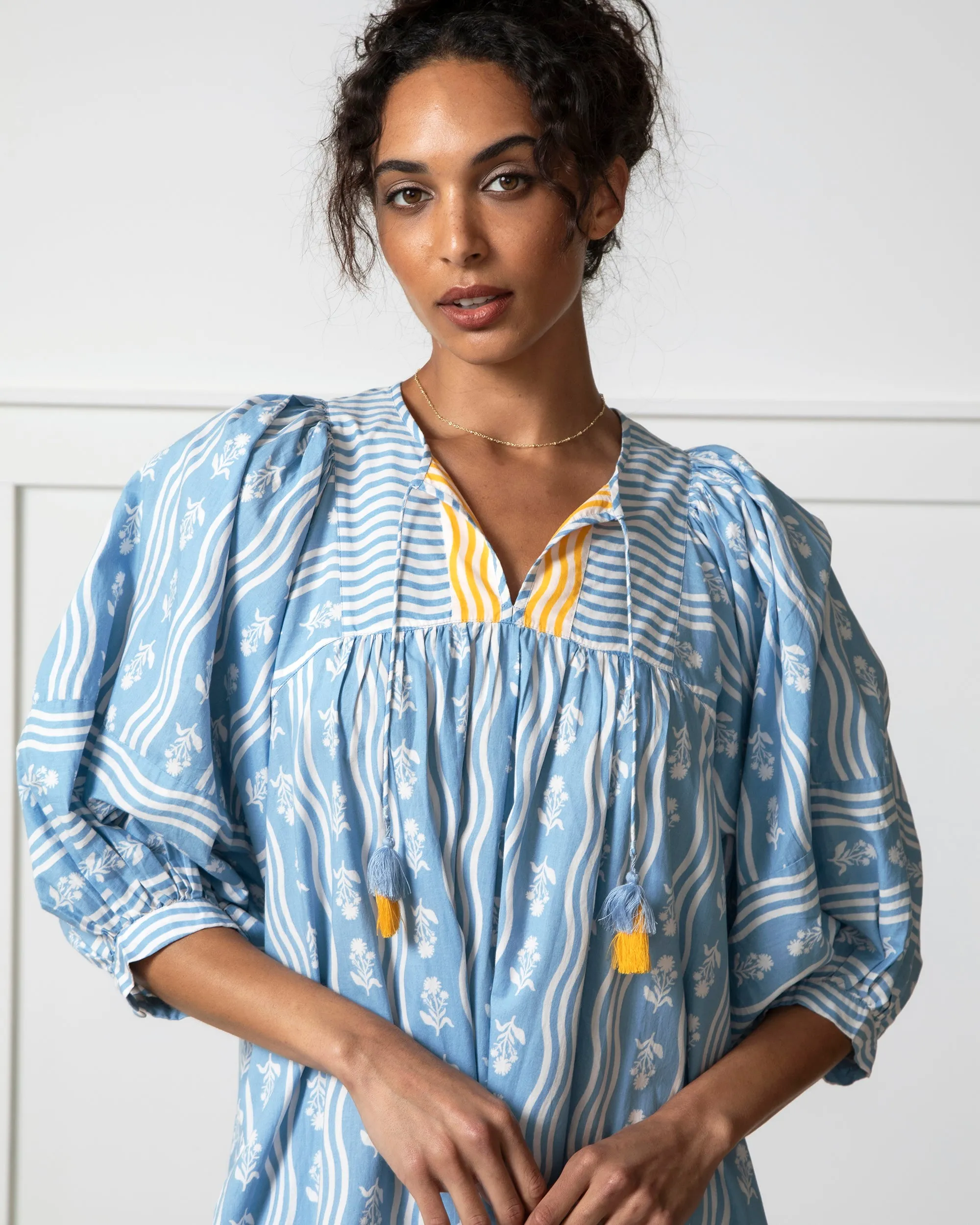 Printfresh   Lars Trimmed & Pruned - Flower Charmer Midi - Soft Denim