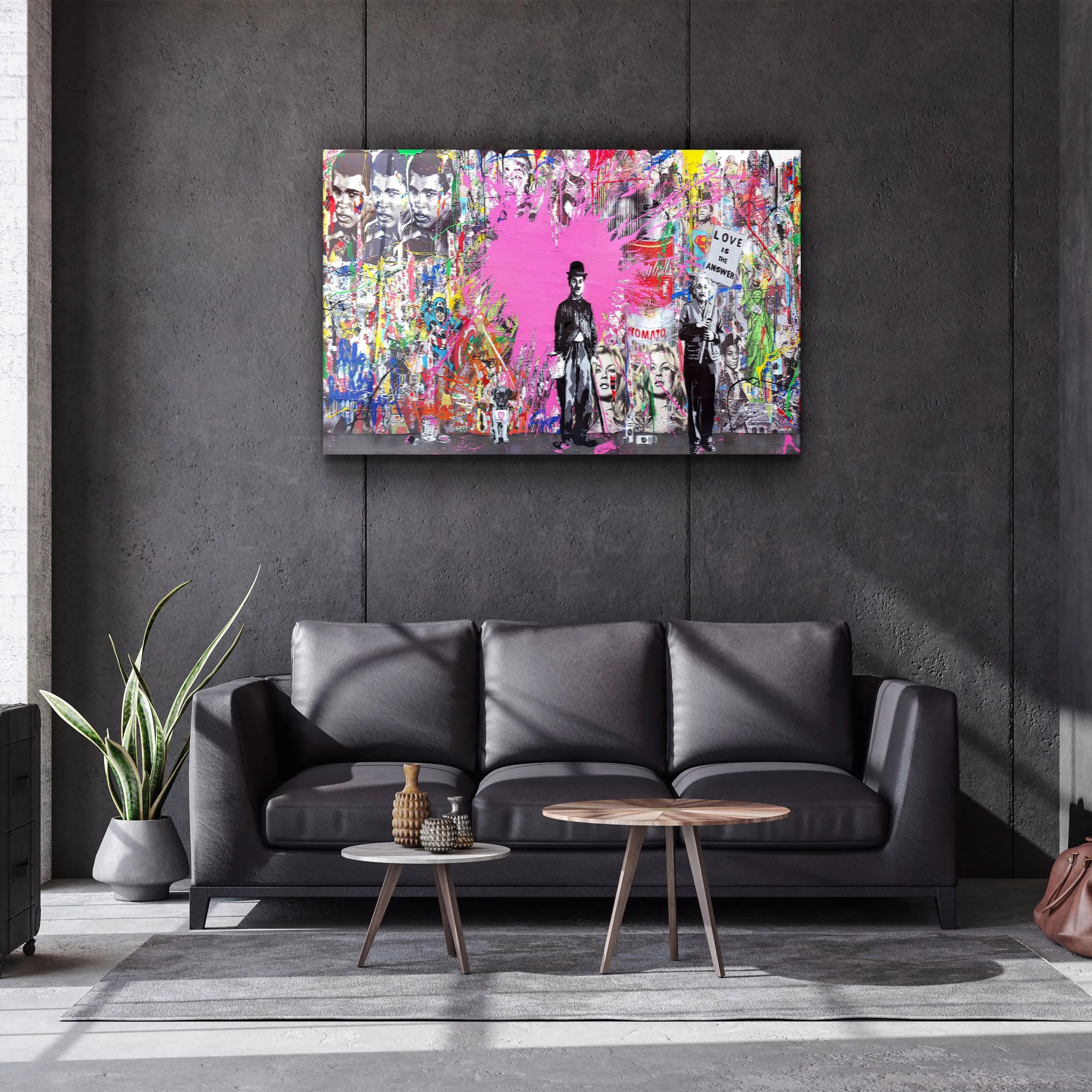 ・" BANKSY Pink Love"・Glass Wall Art