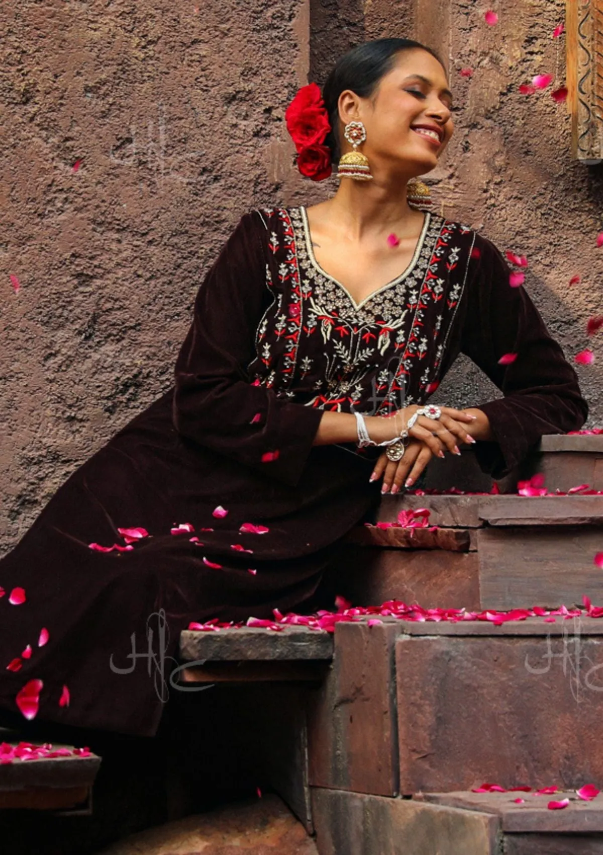 Rumi Embroidered Velvet Straight Kurta Set