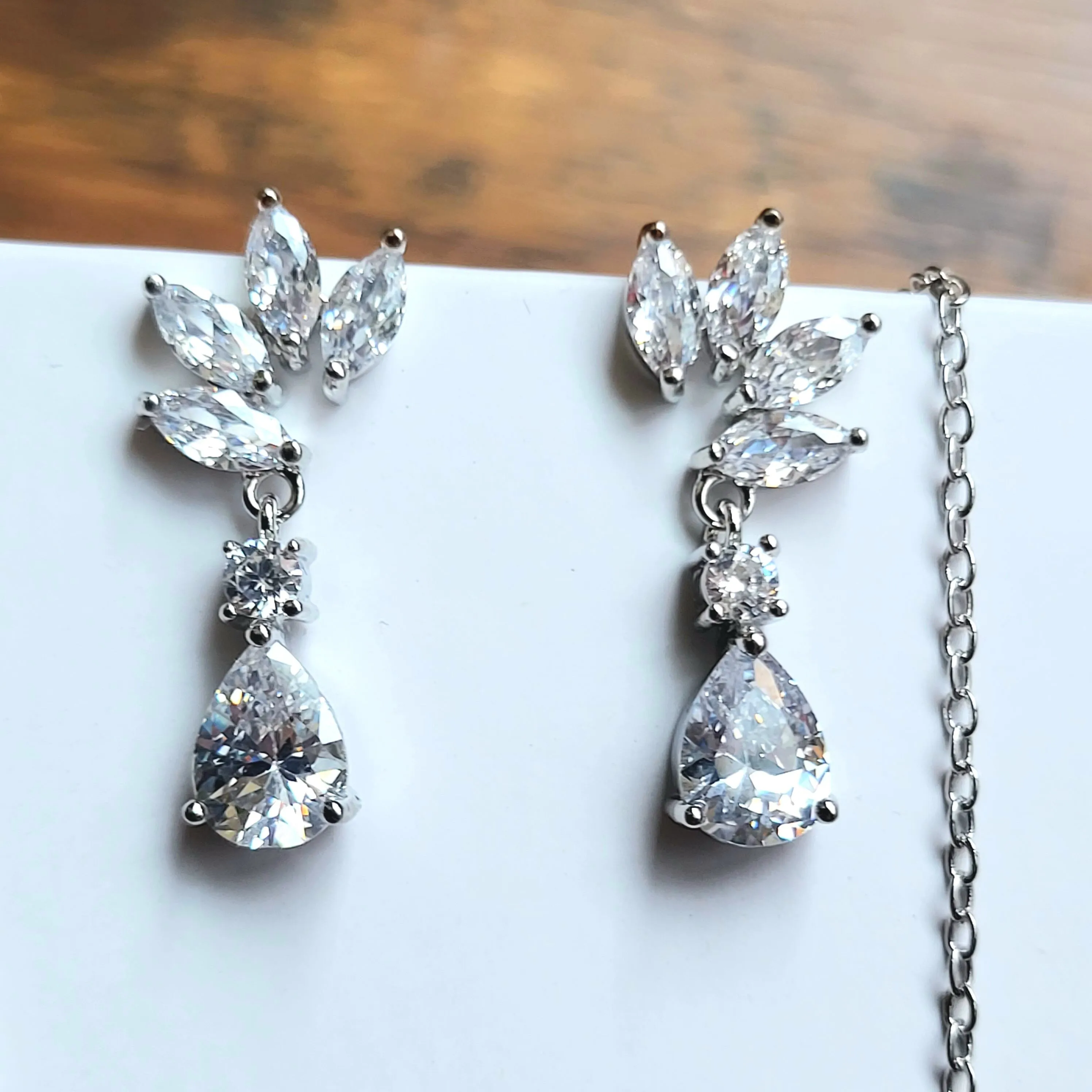 Silver Bridal Jewelry Set for Bride, Bridal Jewelry Set for Bride, Bridal Necklace and Earring Set, Silver Drop Earrings, Wedding Jewelry