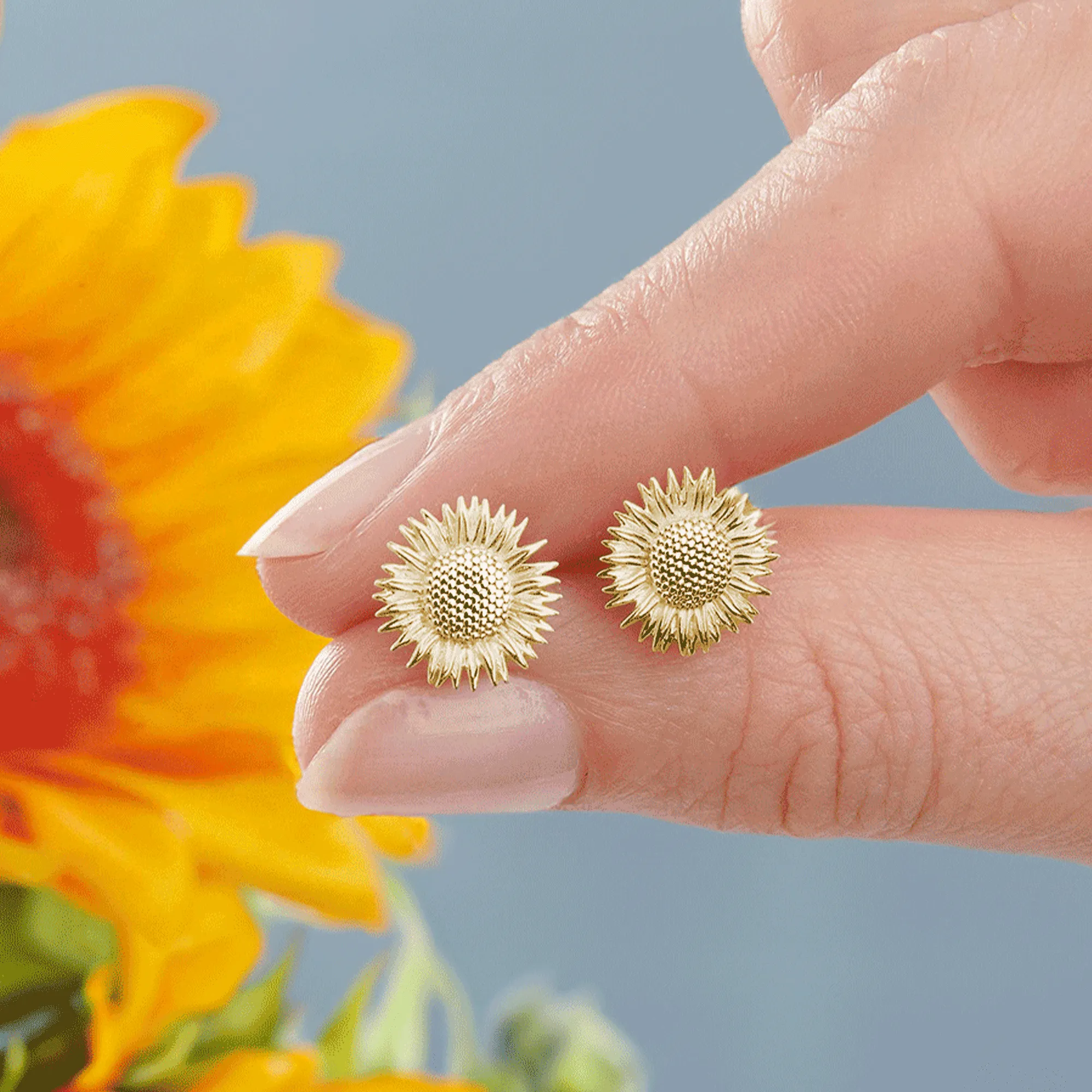 Sunflower Solid Gold Stud Earrings