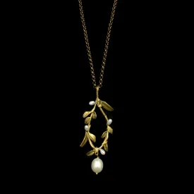 Victorian Vine Oval Pendant